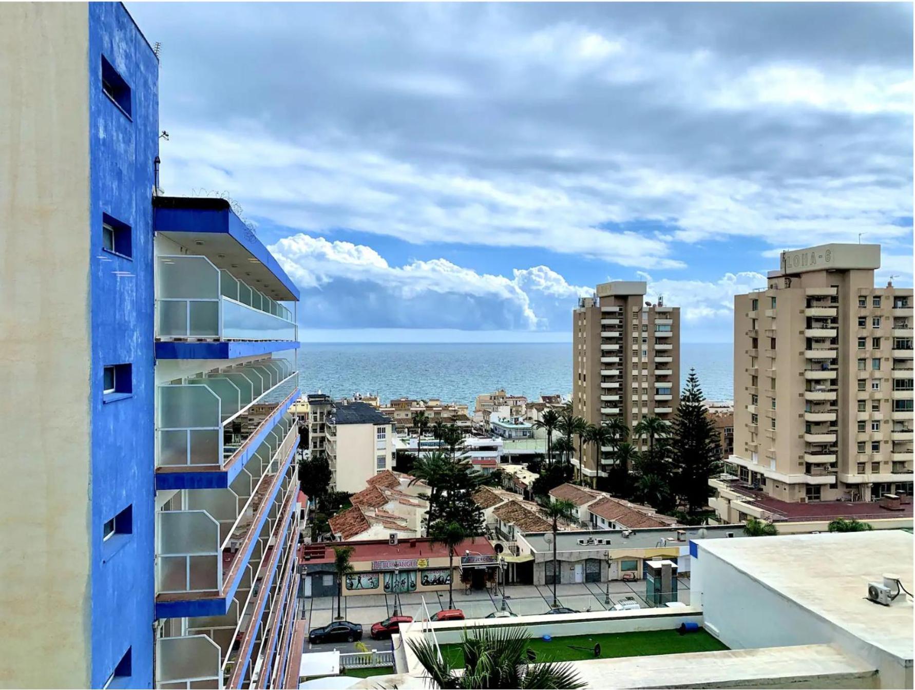 Inviting Studio With Sea View 토레몰리노스 외부 사진